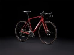 Trek Domane SL 6 ETap Gen 4 Crimson -Fahrradzubehör Geschäft DomaneSL6eTap 23 36152 A Portrait