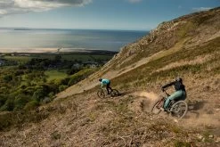 Santa Cruz Bronson 4 C MX XT RSV Gloss Moss And Blue -Fahrradzubehör Geschäft SN Bronson Vero 105VchazHqr2Jk50