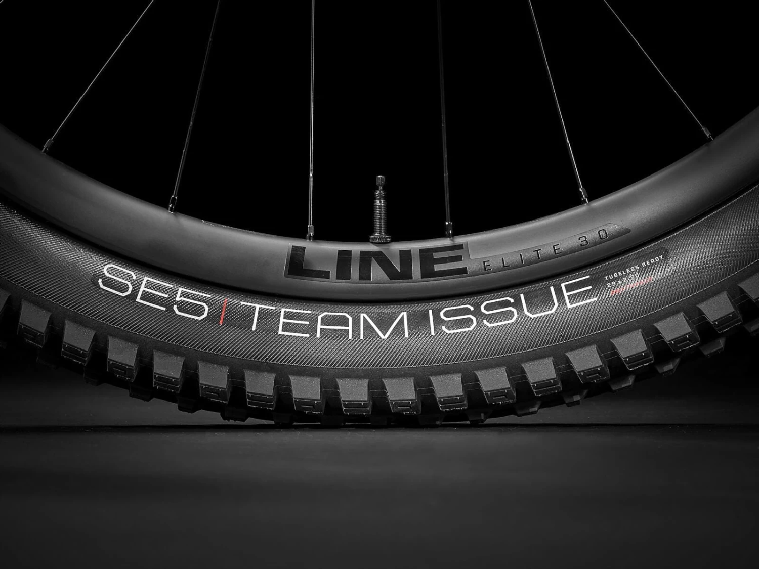 Trek Fuel EX 7 Gen 6 Matte Dnister Black 10 Trek Fuel EX 7 Gen 6 Matte Dnister Black – Bild 10